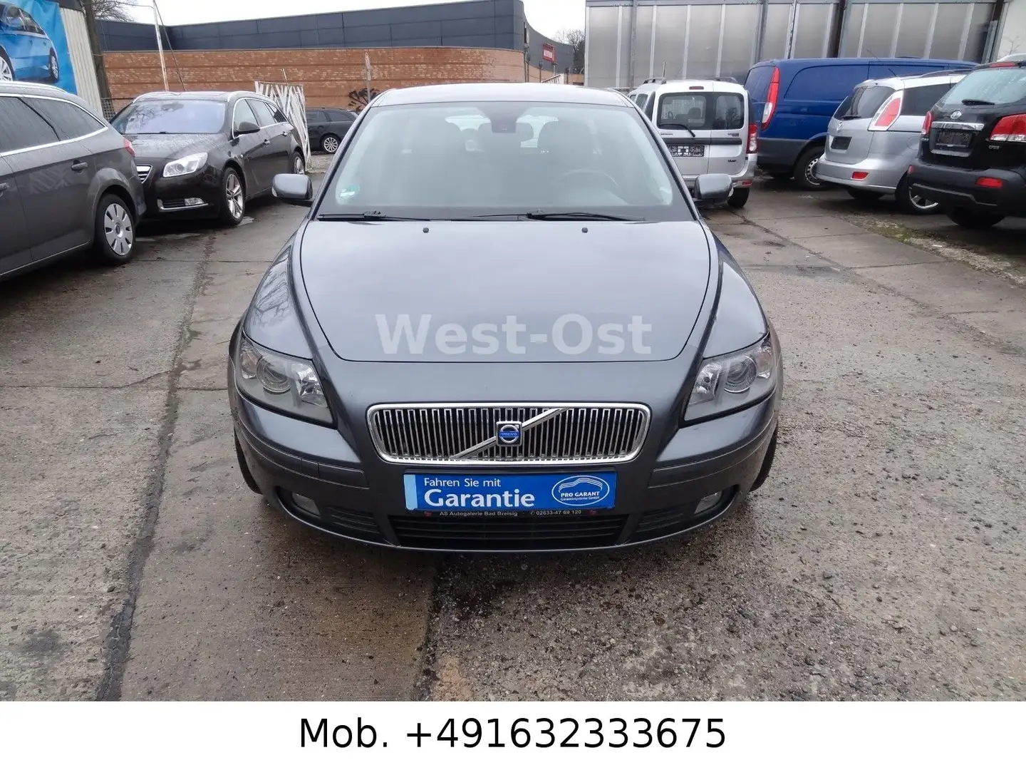 Volvo V50 2.4i Momentum Klima Alus AHK HU/AU neu Gris - 2