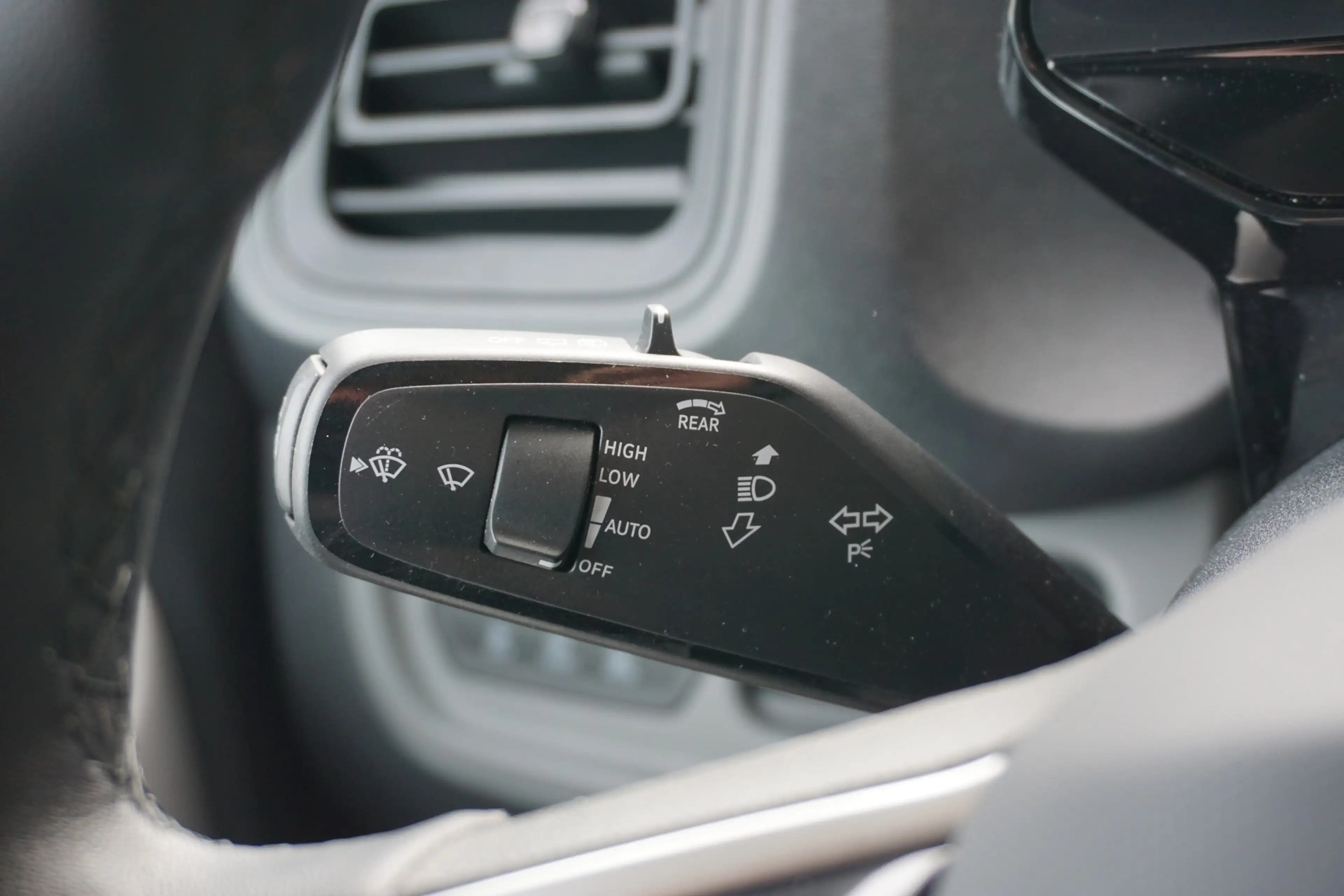 Volkswagen ID. Buzz Cargo 77 kWh Trekhaak | Camera | IQ Light — photo 13