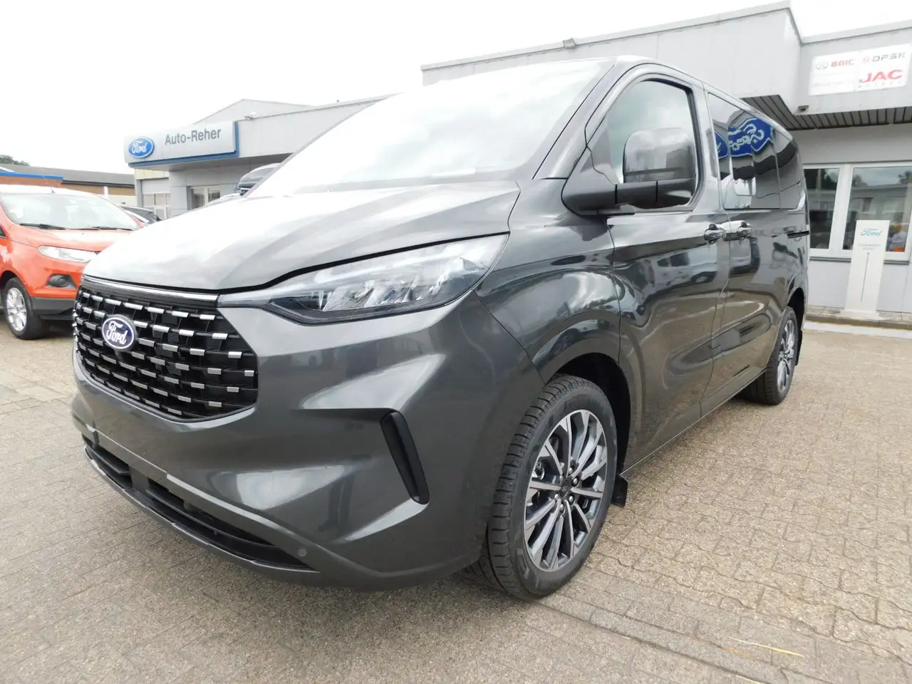 Ford Tourneo Custom 2026