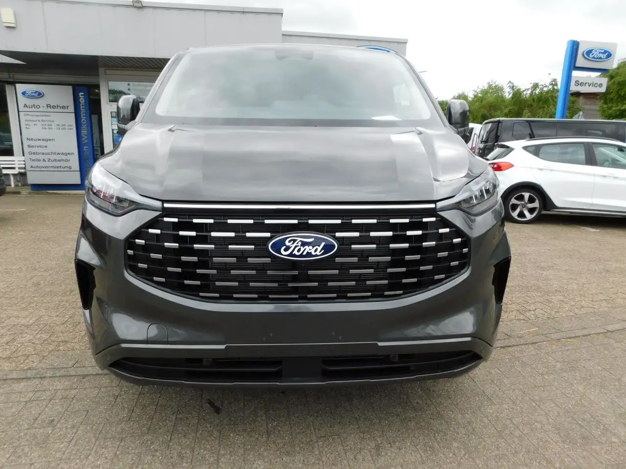 Ford Tourneo Custom 2026