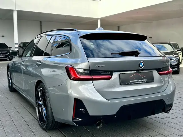 BMW 3 Series view 3