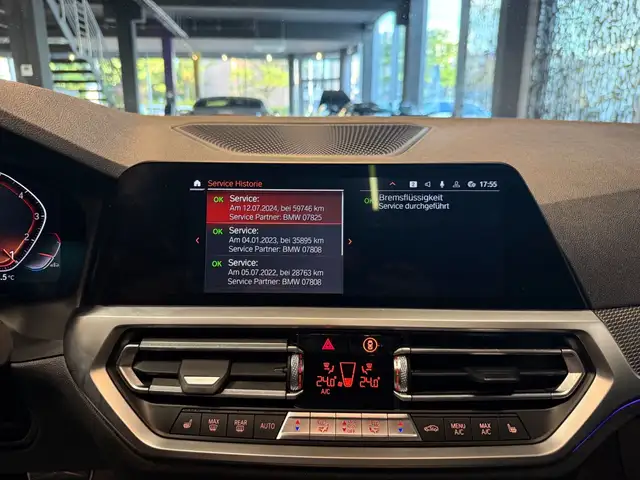 BMW 3 Series view 20