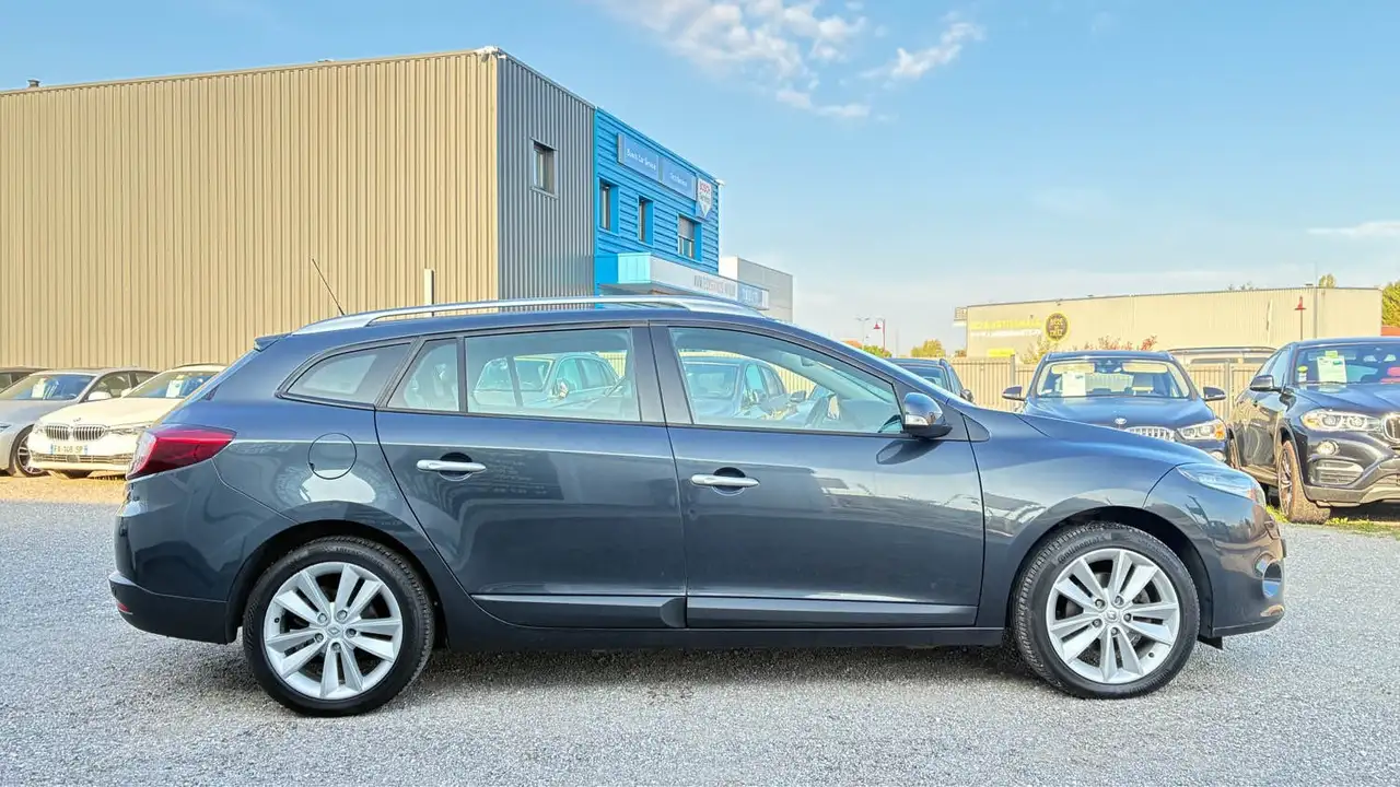 Renault Megane Grandtour — photo 4