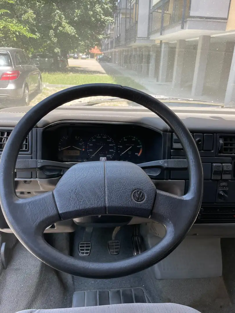 Volkswagen Karmann Ghia Bianco - 2