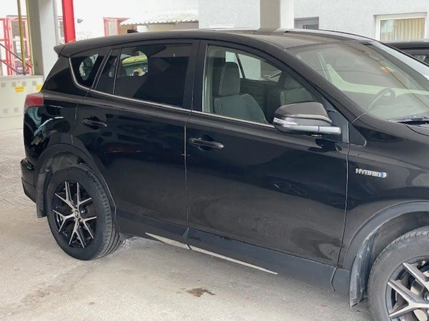 Toyota RAV 4 RAV4 2,5 Hybrid Active 4WD Aut. - 2