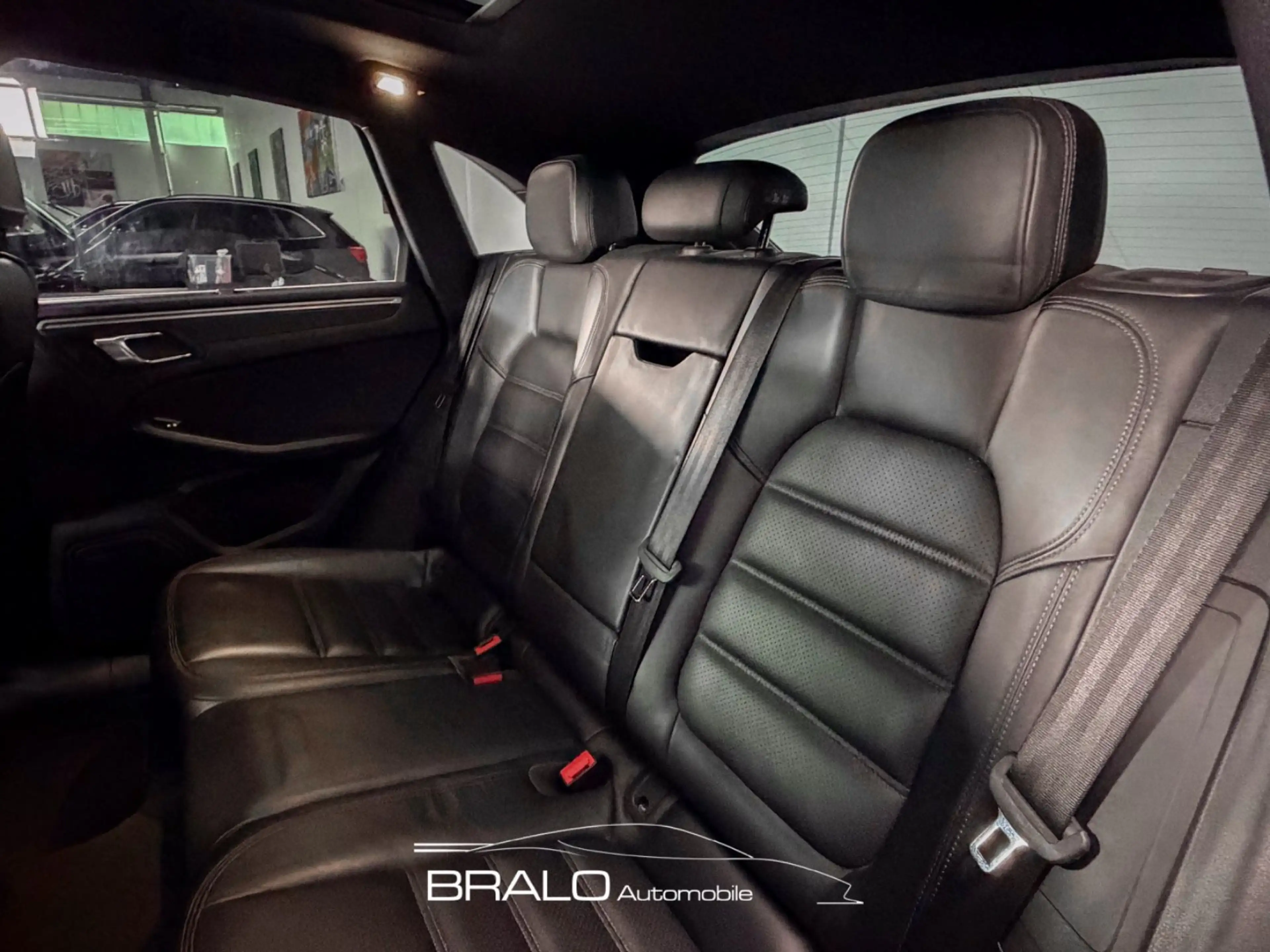 Porsche Macan 2.Hd, Vollausstattung, Scheckheft — photo 15