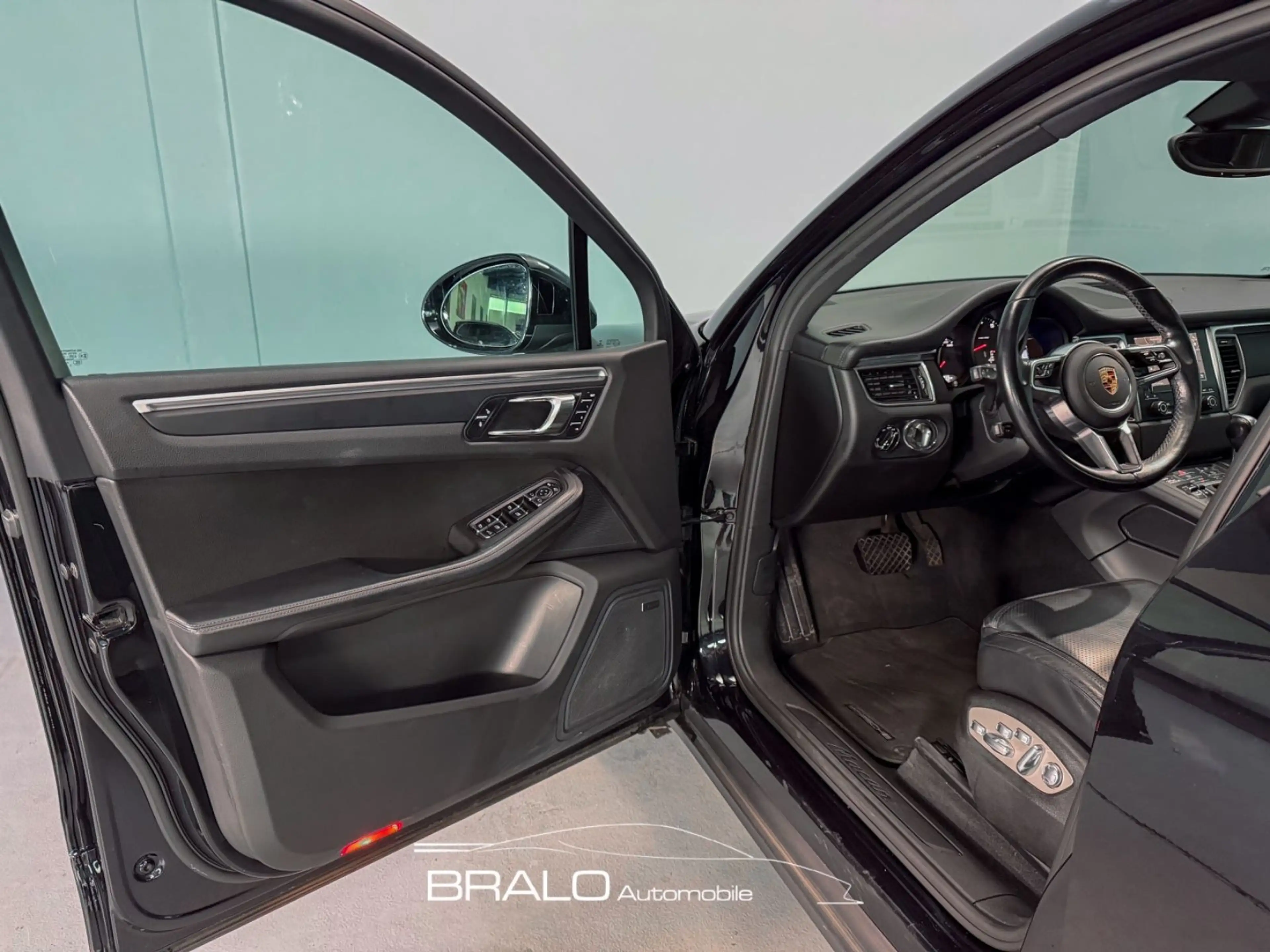 Porsche Macan 2.Hd, Vollausstattung, Scheckheft — photo 8
