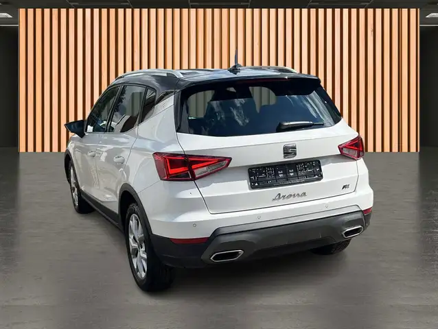 Seat Arona view 4