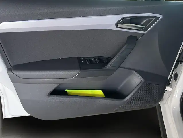 Seat Arona view 5