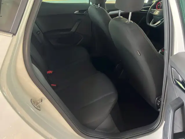 Seat Arona view 16