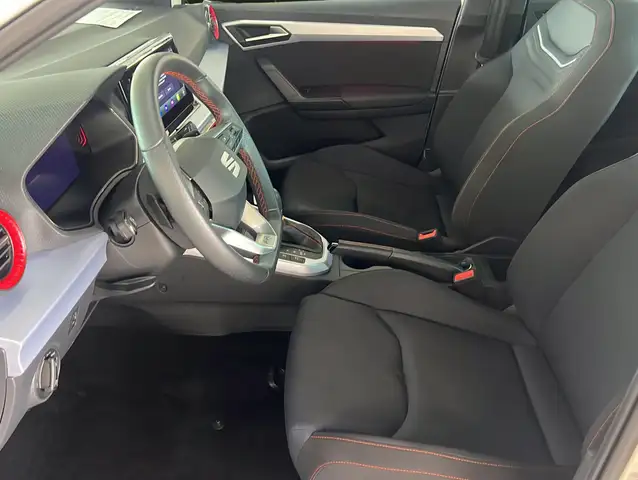 Seat Arona view 6
