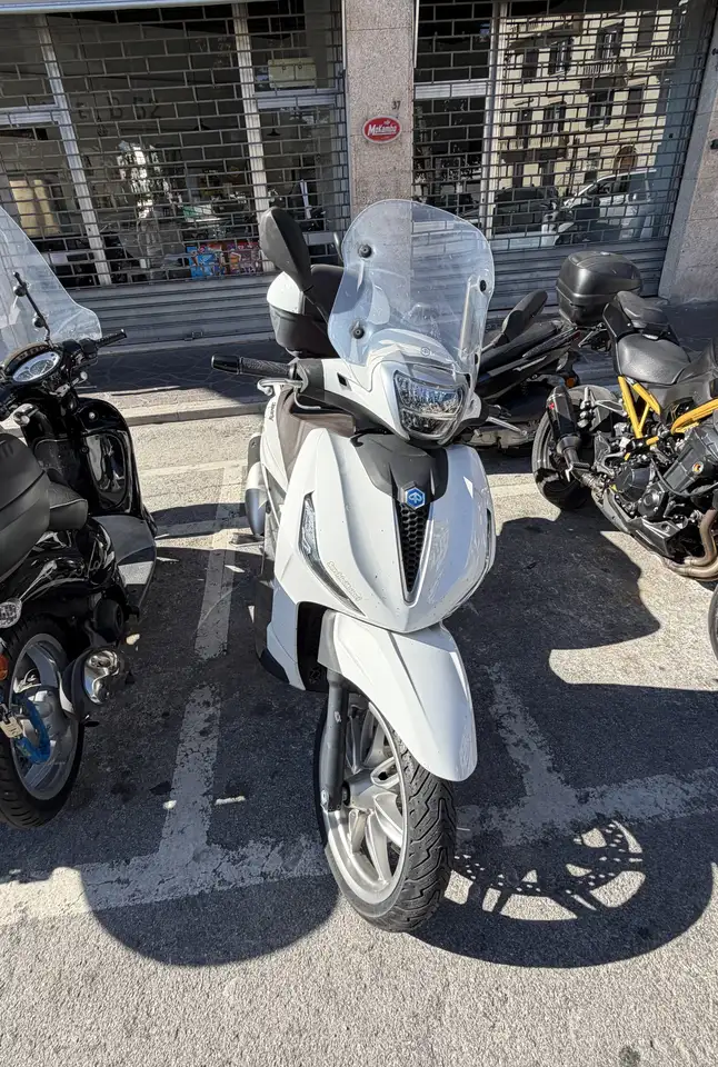 Piaggio Beverly 300