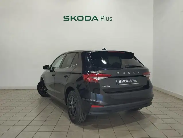 Skoda Fabia view 2