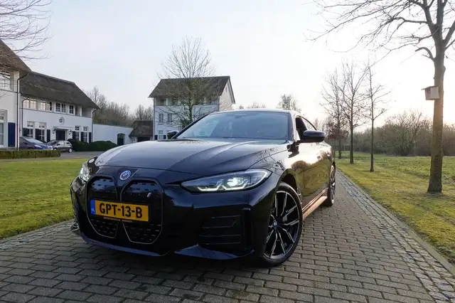 BMW i4 eDrive35 High Executive 70 kWh | Harman Kardon | H