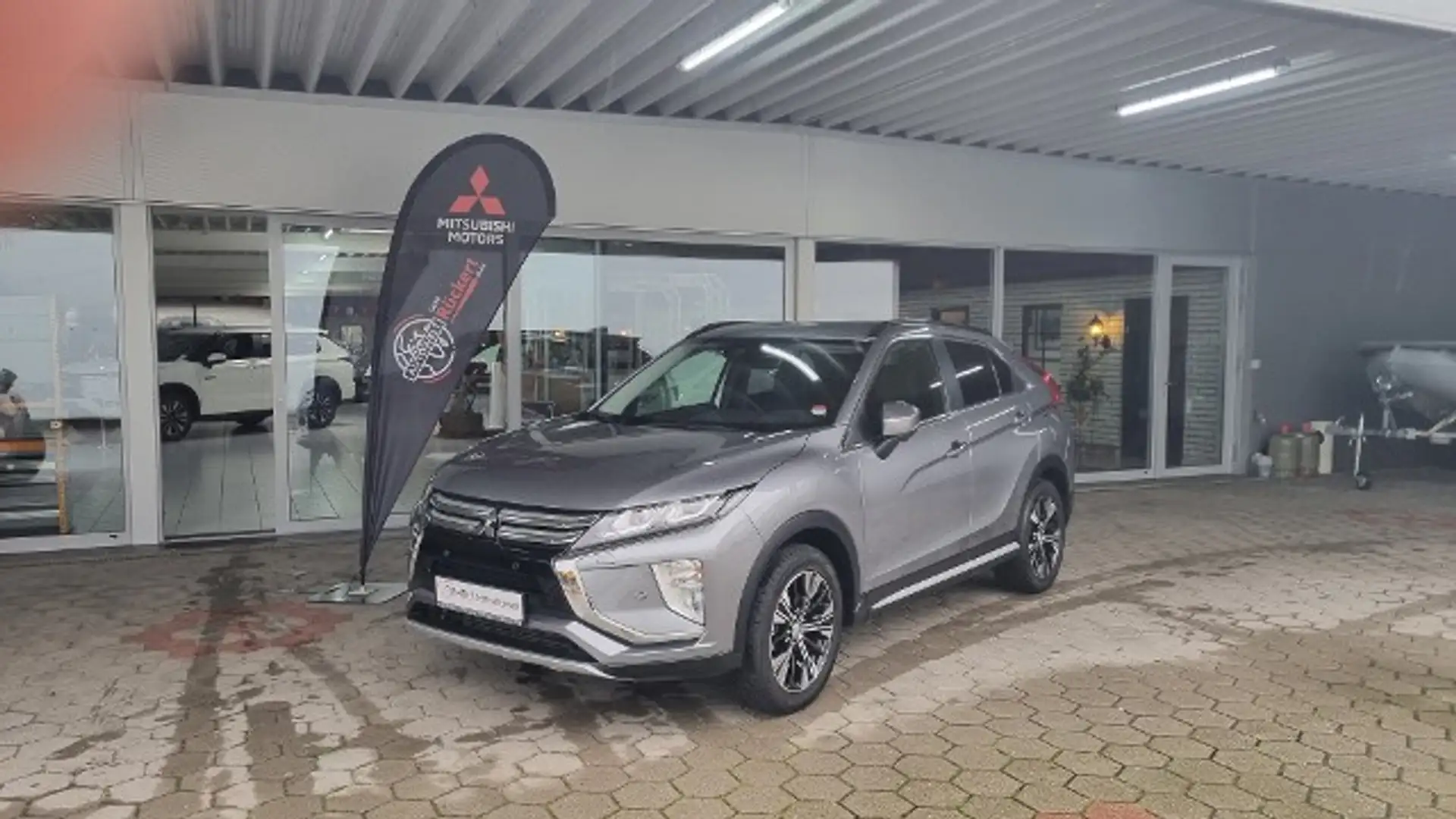 Mitsubishi Eclipse Cross TOP Navi 1.5 AHK Grijs - 1