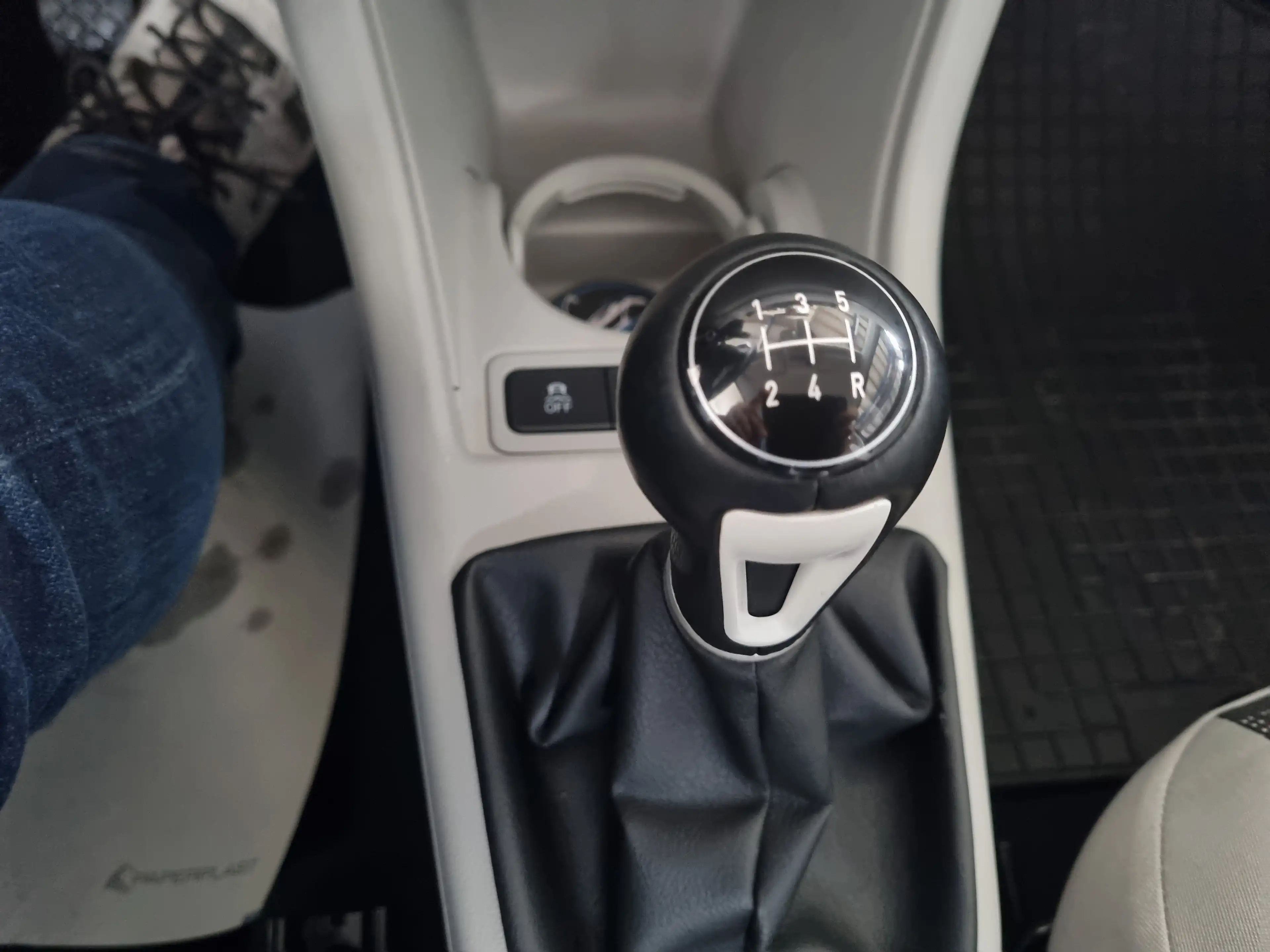 SEAT Mii 1,0 Style - Topzustand! — photo 13