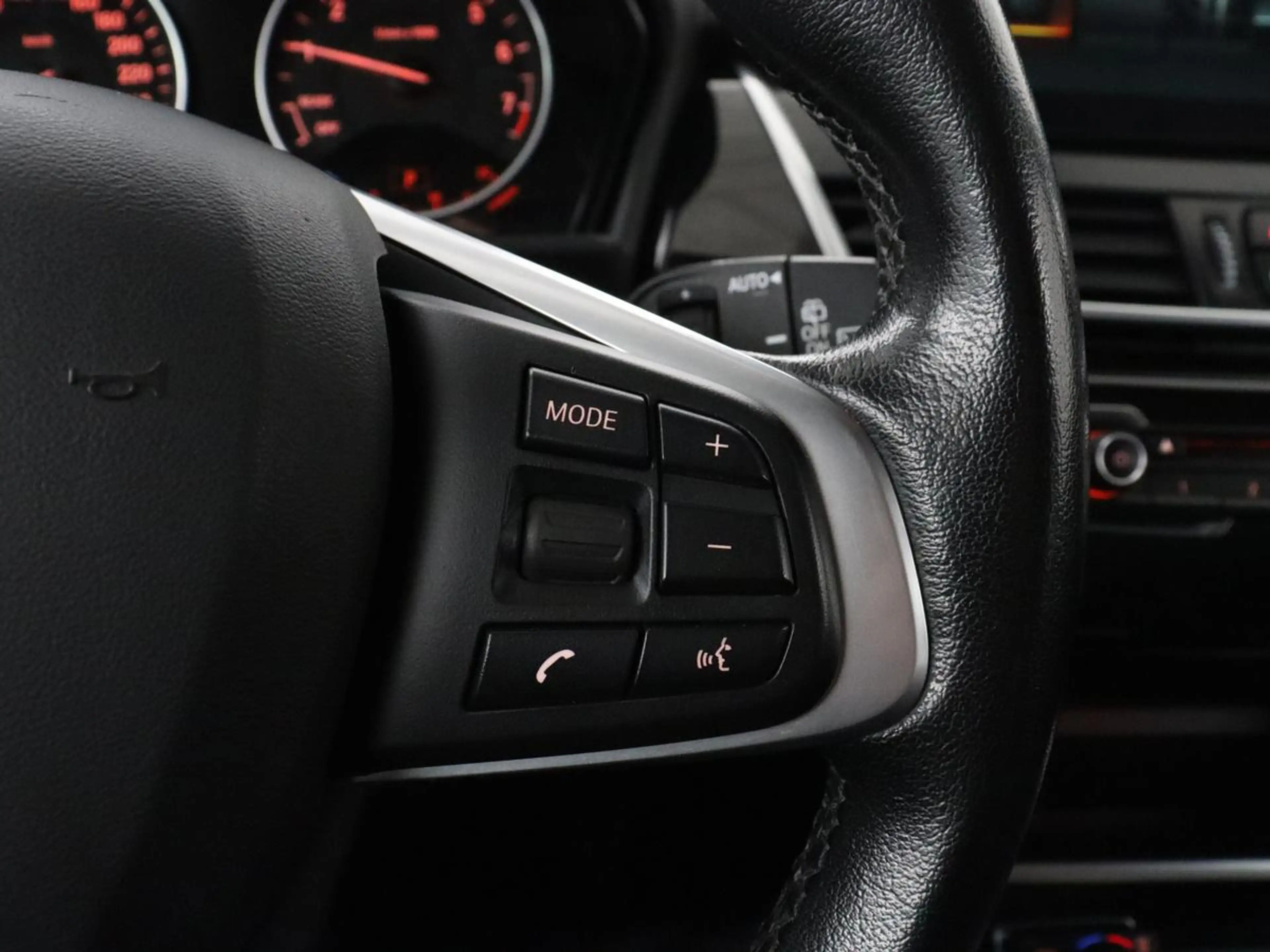 BMW 220 2-serie Active Tourer 220i High Executive | Panora — photo 18