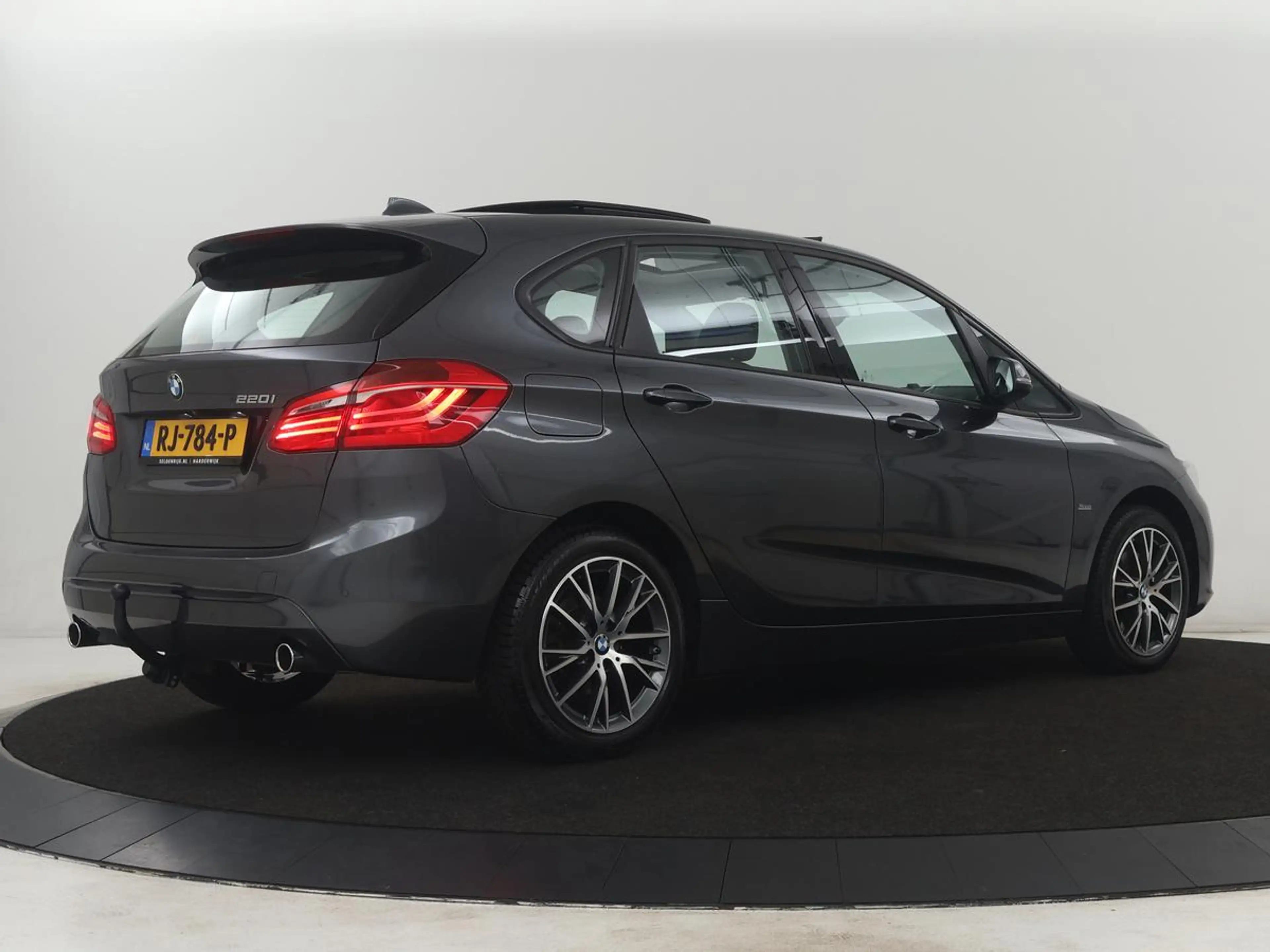 BMW 220 2-serie Active Tourer 220i High Executive | Panora — photo 43