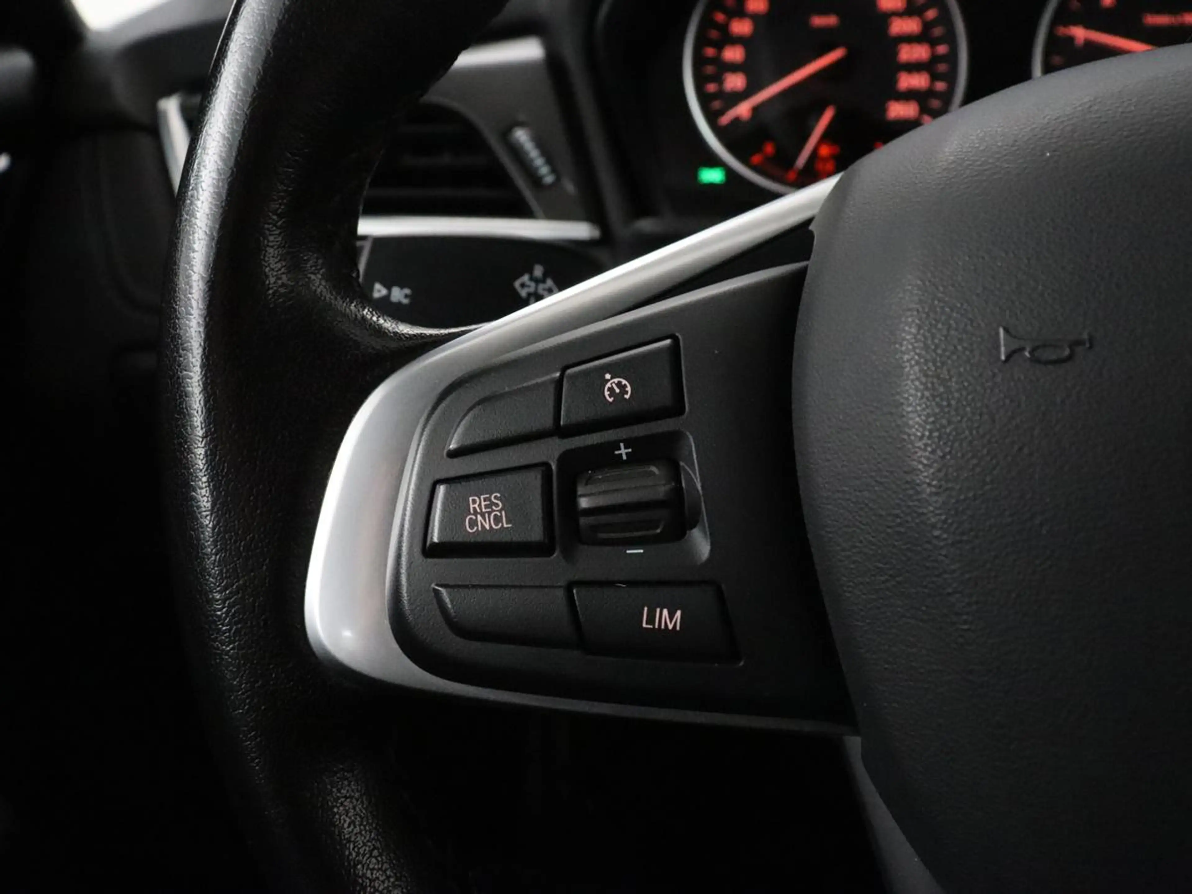 BMW 220 2-serie Active Tourer 220i High Executive | Panora — photo 17