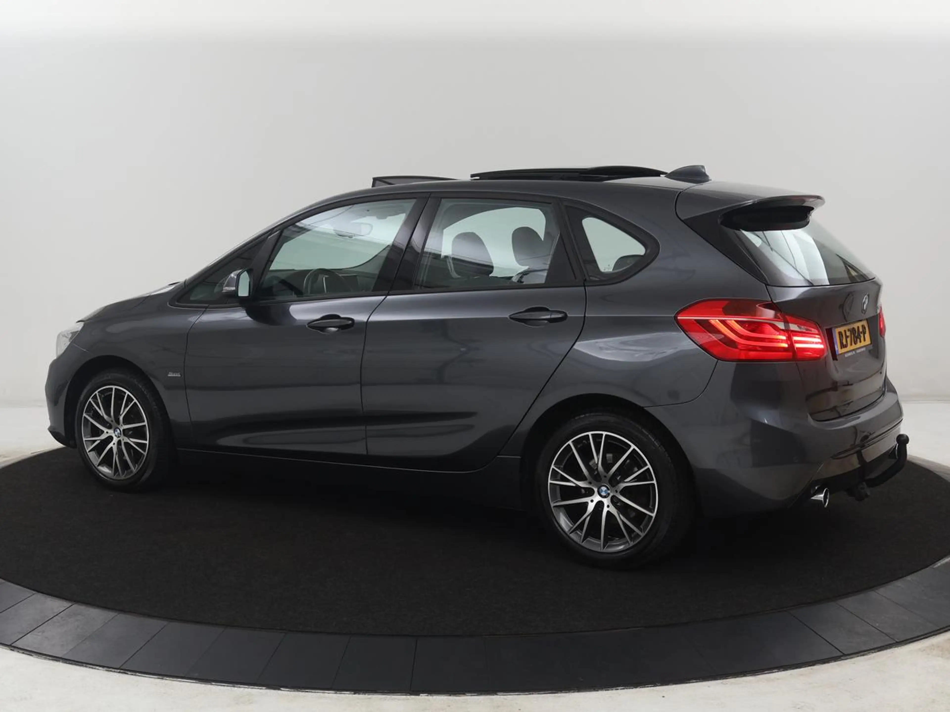 BMW 220 2-serie Active Tourer 220i High Executive | Panora — photo 2