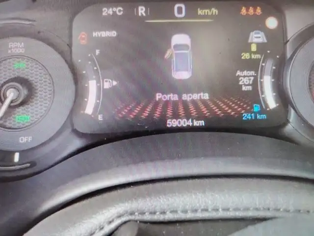 Jeep Renegade view 4