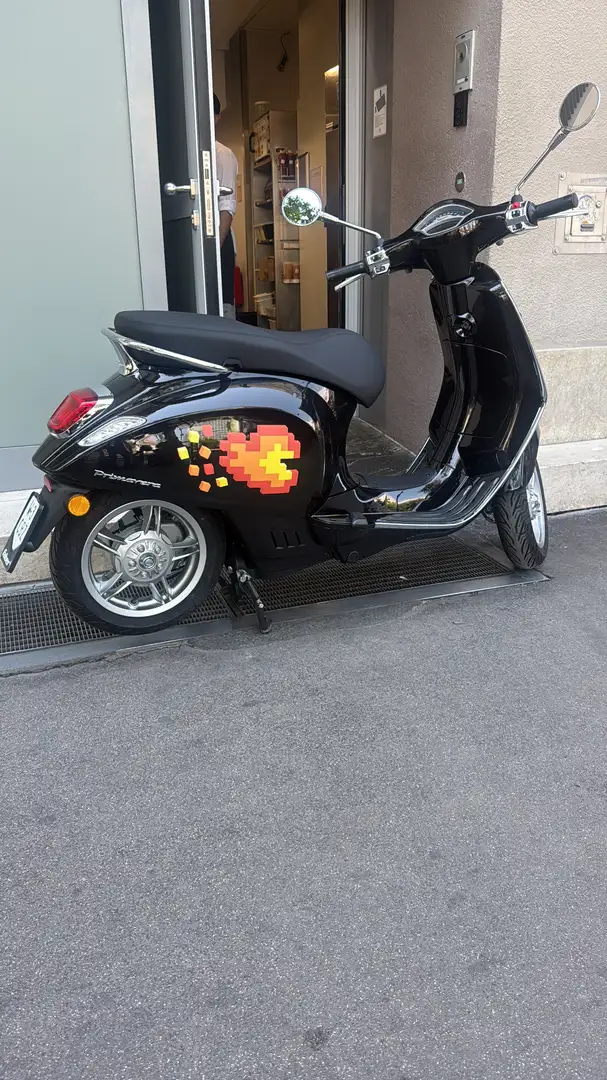 Vespa Elettrica 45 km/h Zwart - 1