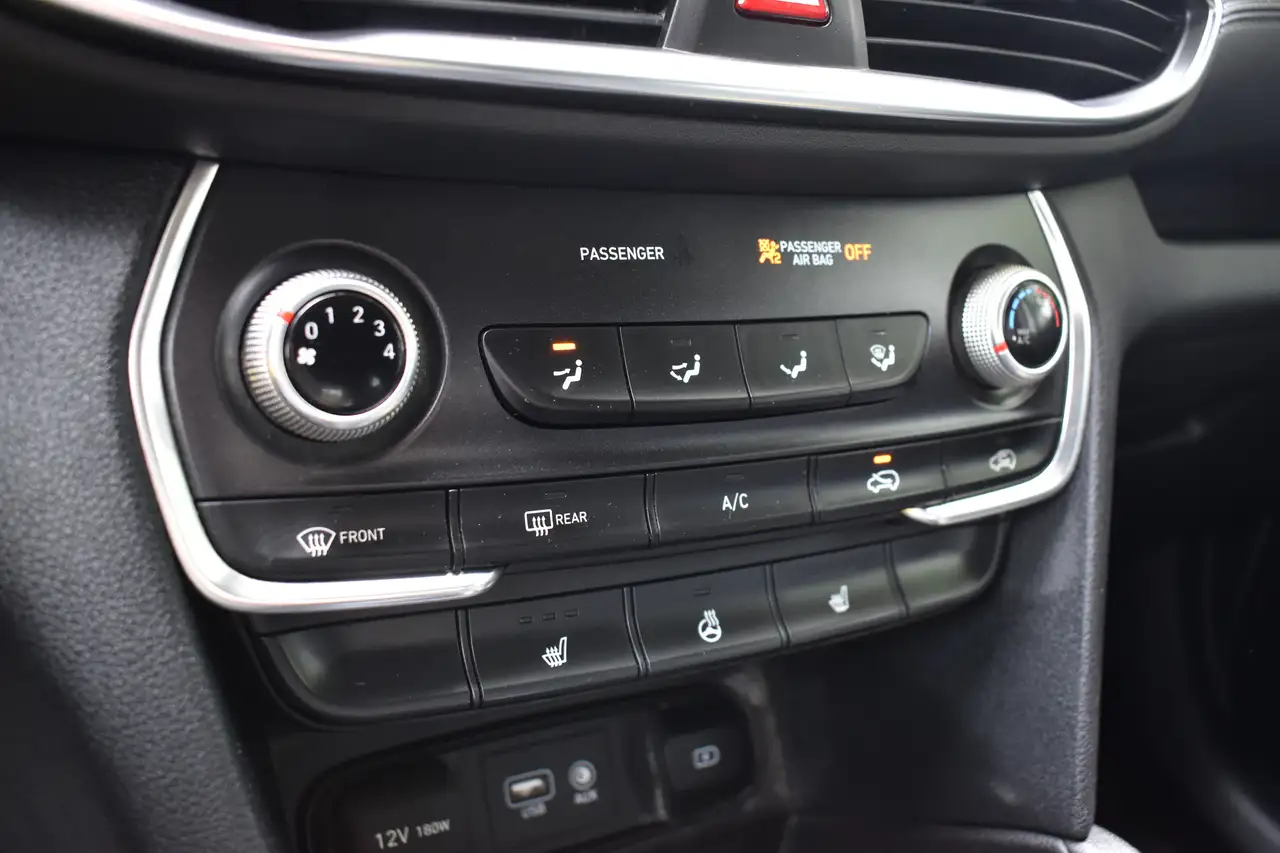 Hyundai SANTA FE снимка Hyundai SANTA FE