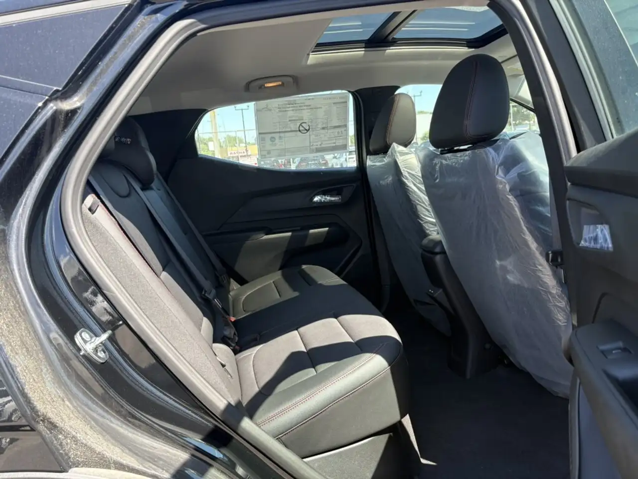 Chevrolet Bolt photo Chevrolet Bolt
