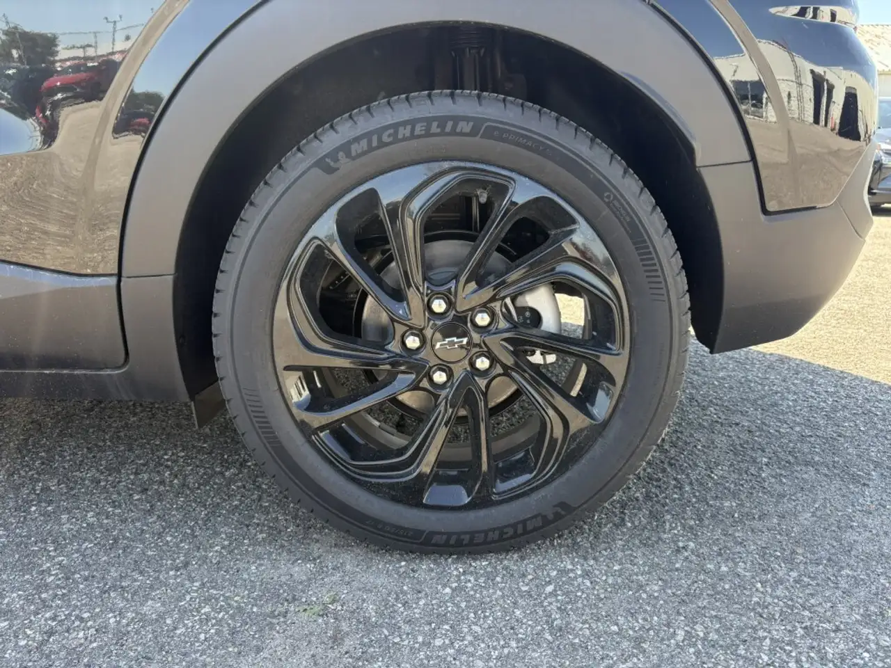 Chevrolet Bolt photo Chevrolet Bolt