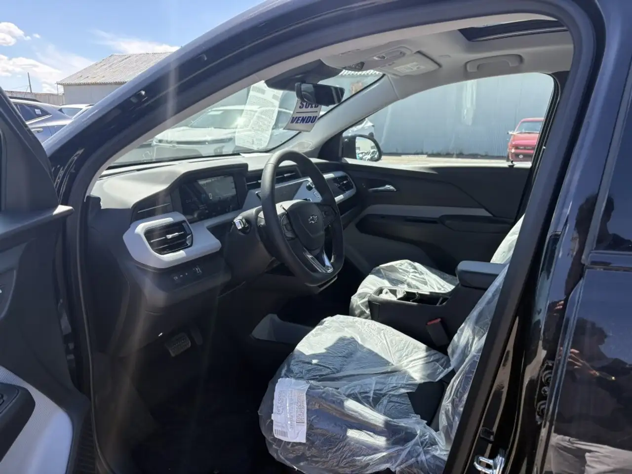 Chevrolet Bolt photo Chevrolet Bolt