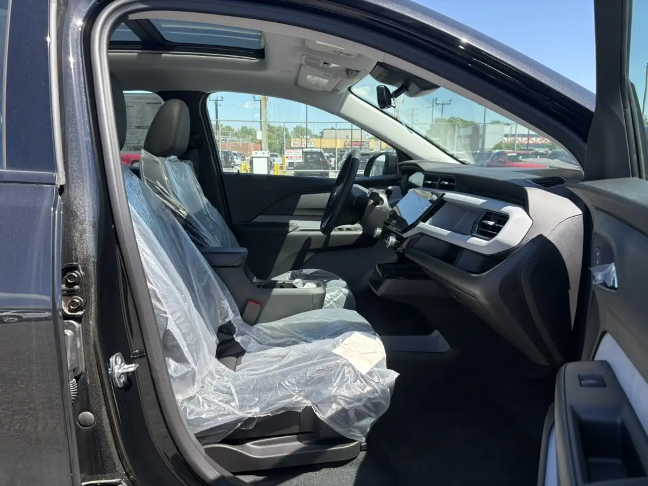 Chevrolet Bolt photo Chevrolet Bolt