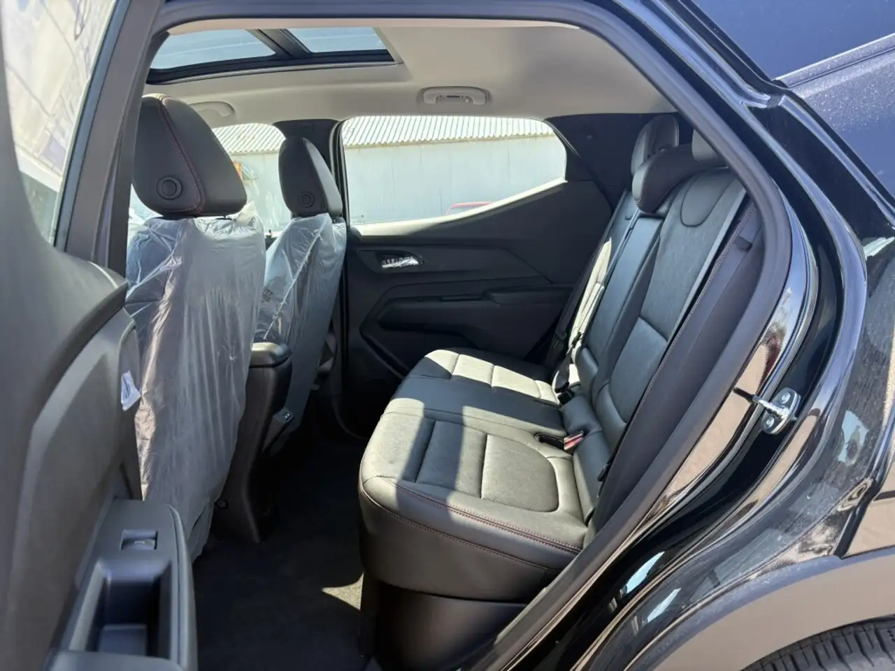 Chevrolet Bolt photo Chevrolet Bolt