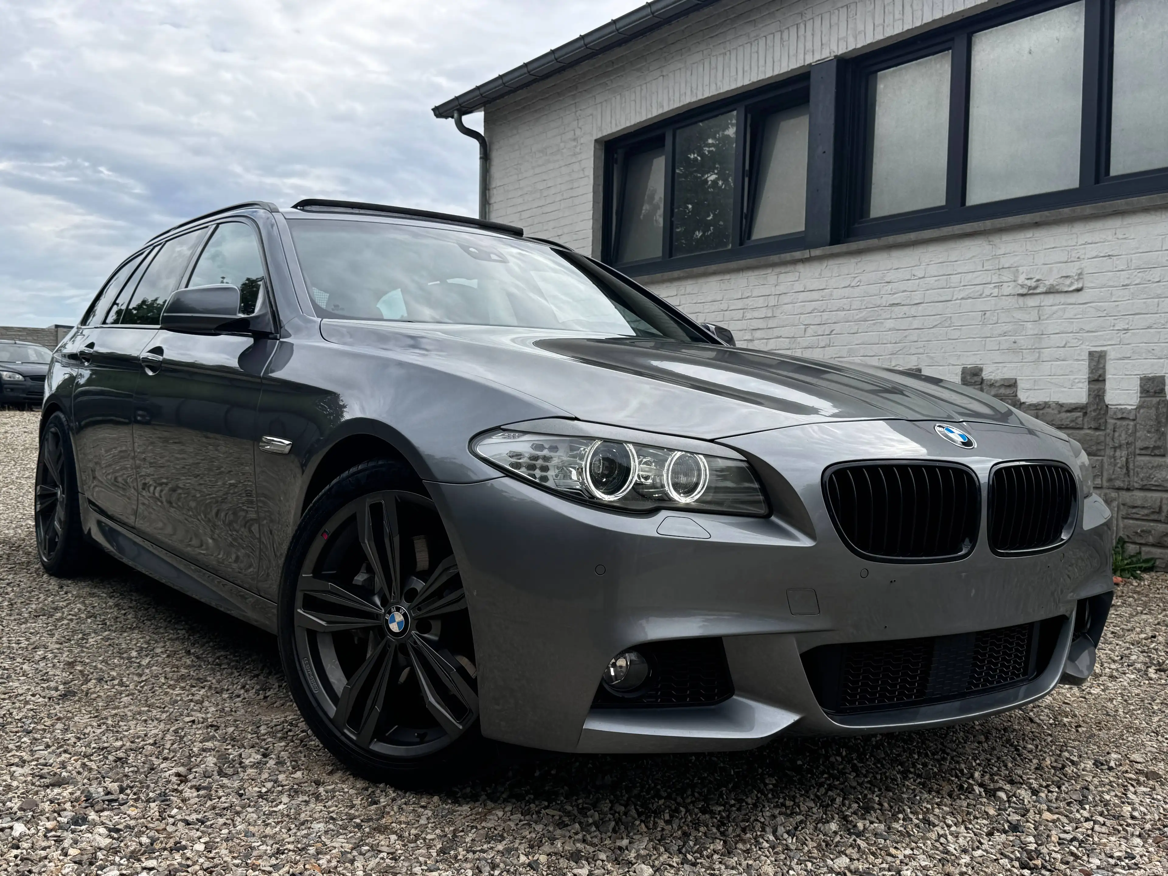 BMW 535 Touring 535dAS - FULL PACK M - PANO - NIGHTVISION - ADAPT CRUISE - CAMERA - FULL OPTIONS