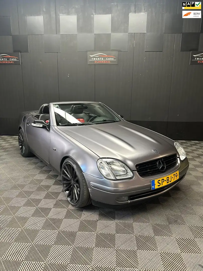 Mercedes-Benz SLK 200 | Leder | Airco | Nieuwe APK | Grijs - 1