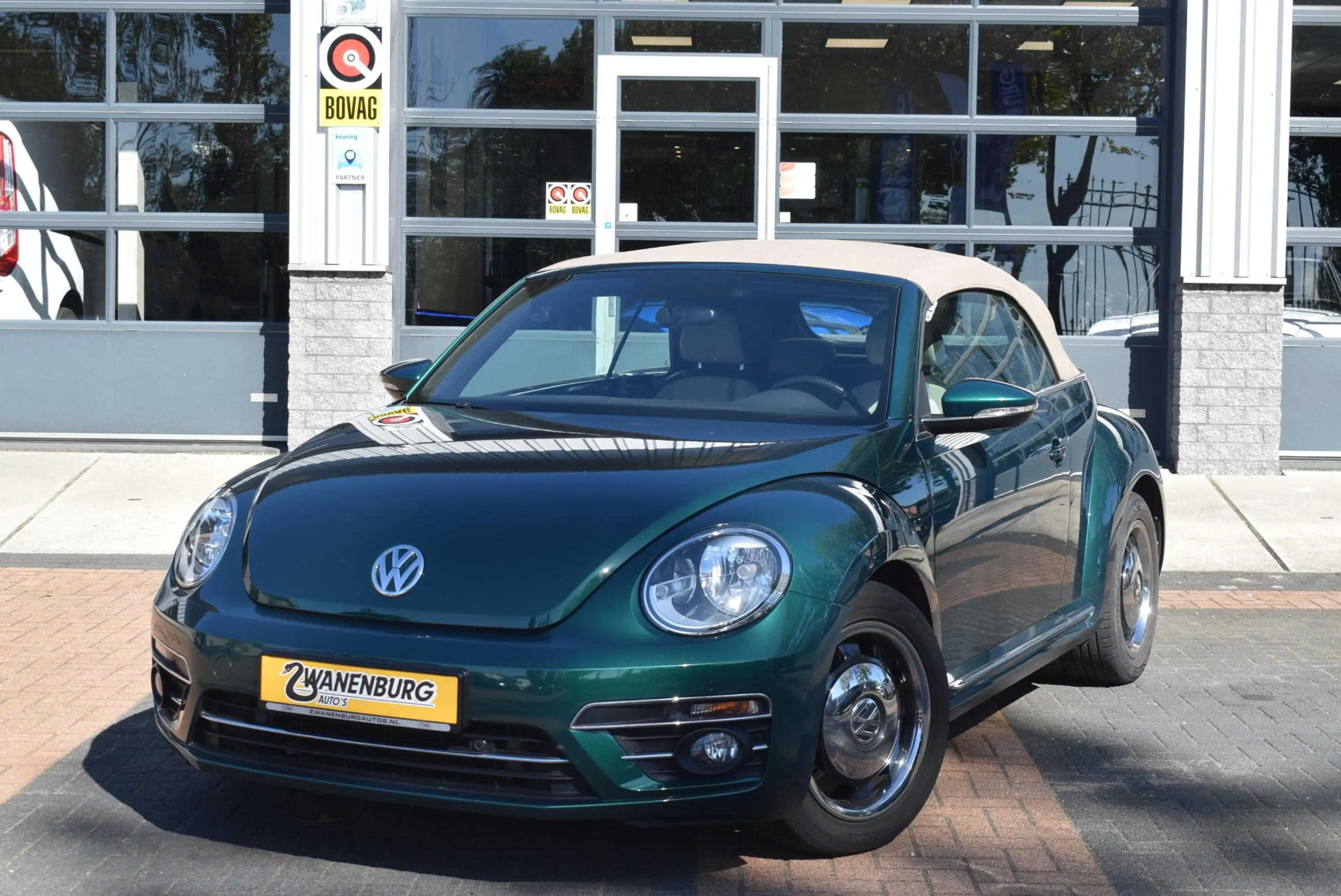 Volkswagen Beetle Cabriolet 1.2 TSI Exclusive Series Navi Airco Km 7