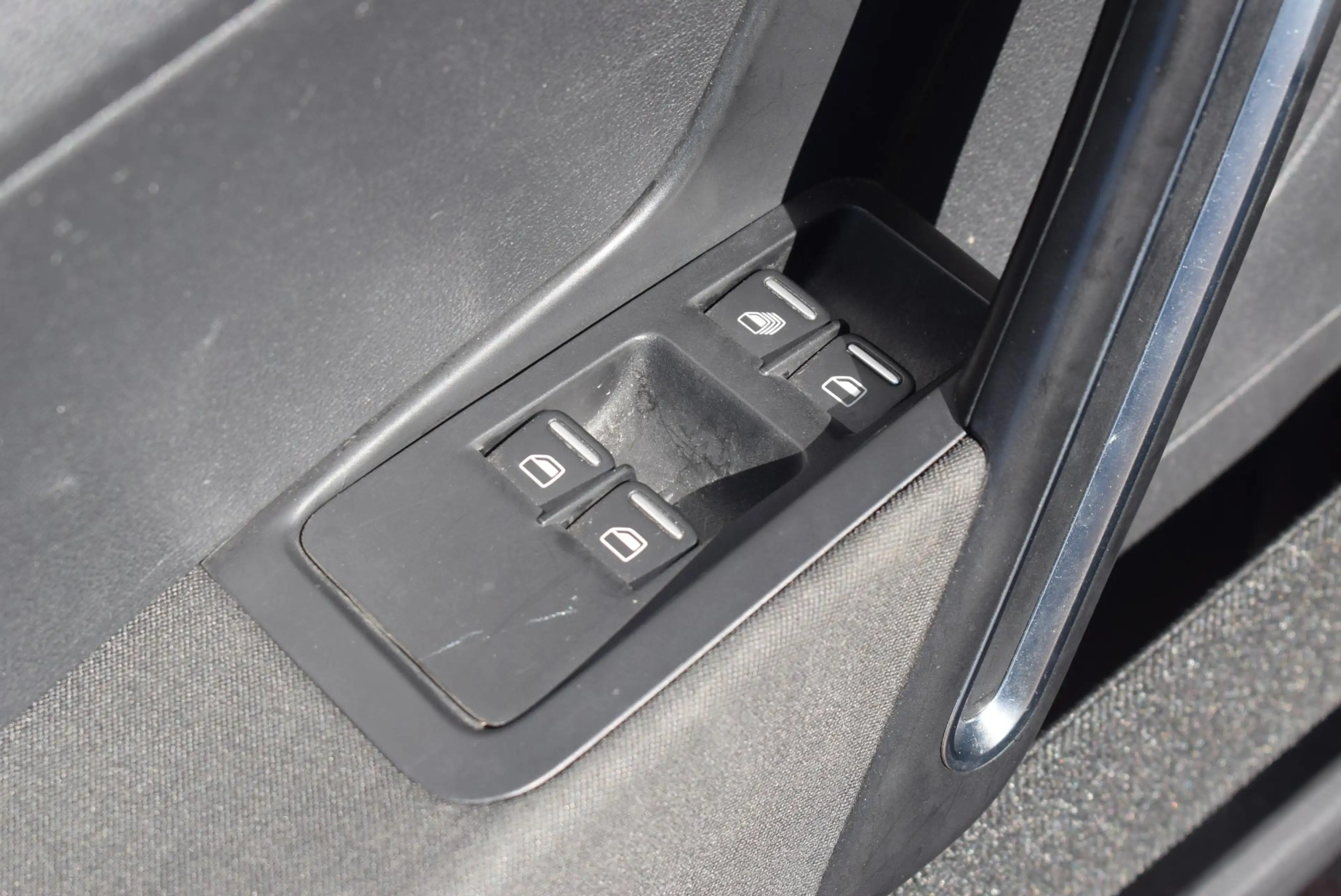 Volkswagen Beetle Cabriolet 1.2 TSI Exclusive Series Navi Airco Km 7 — photo 9