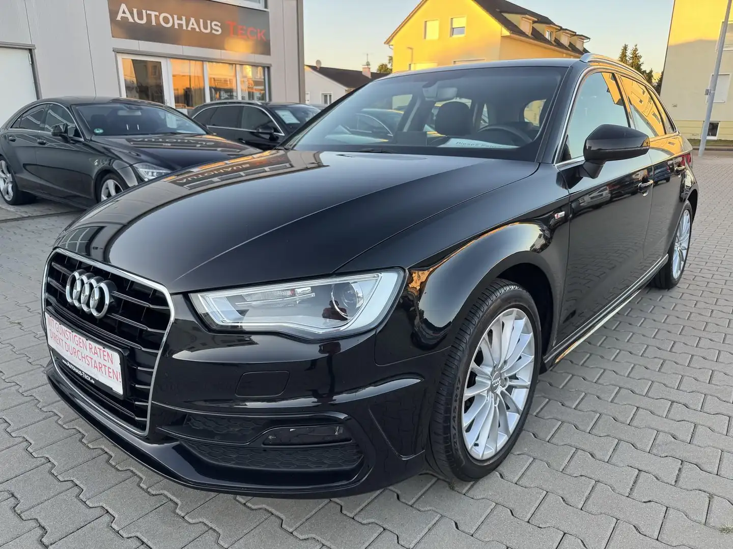 Audi A3 Sportback 1.4 TFSI S-LINE 8x bereift/Neu. Zahnriem Noir - 1