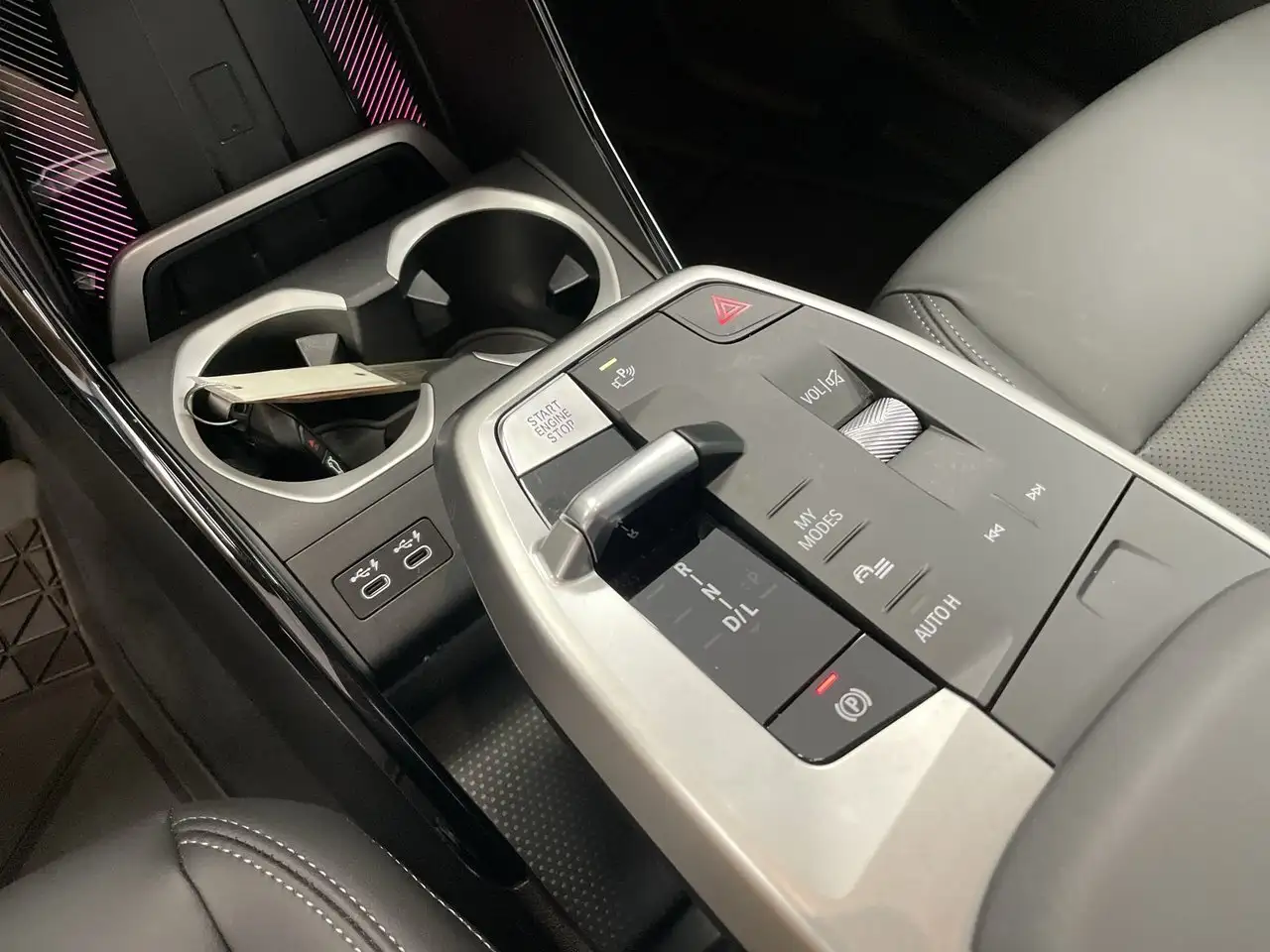 BMW X1 снимка BMW X1