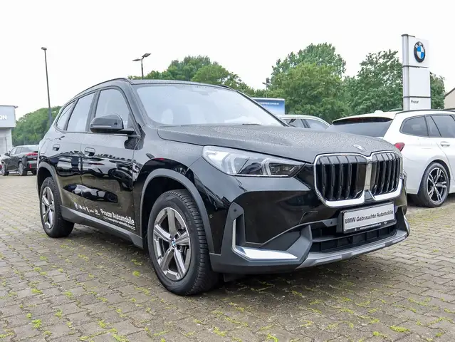 BMW X1 view 6