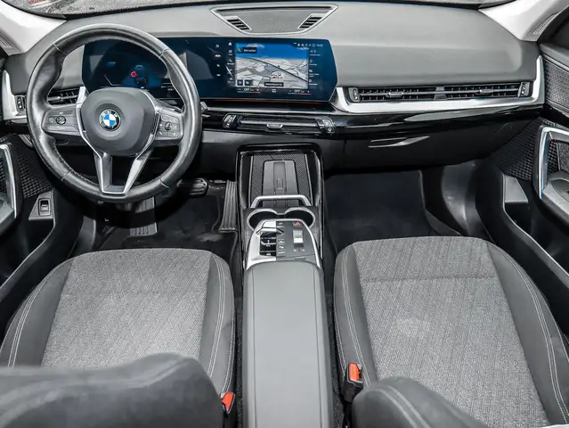 BMW X1 view 3