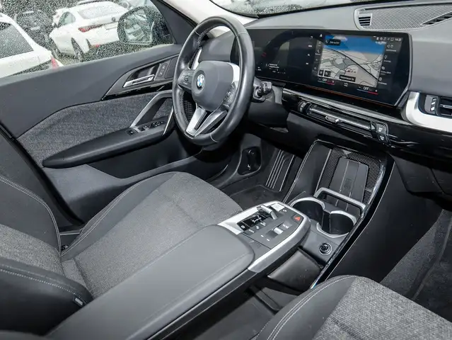 BMW X1 view 14