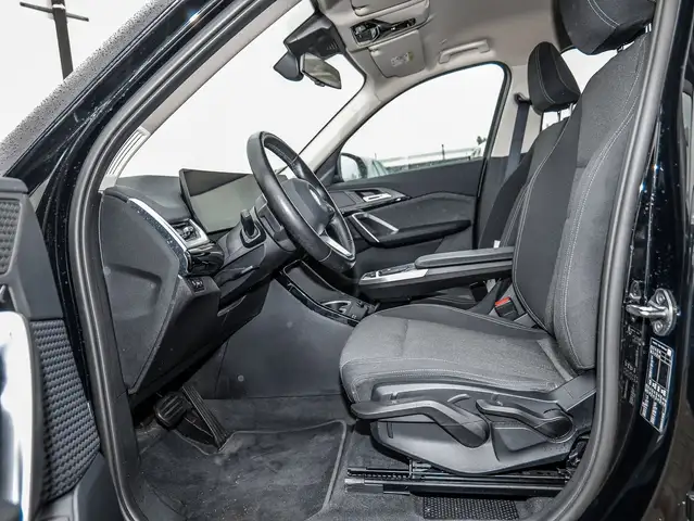 BMW X1 view 5