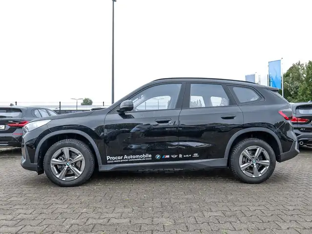 BMW X1 view 9