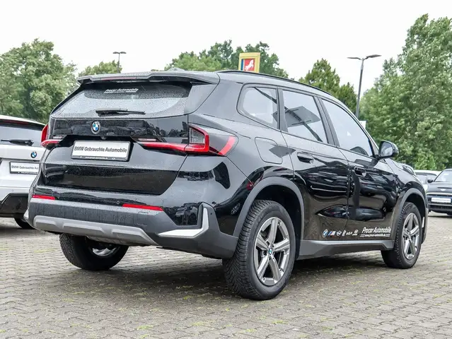 BMW X1 view 2