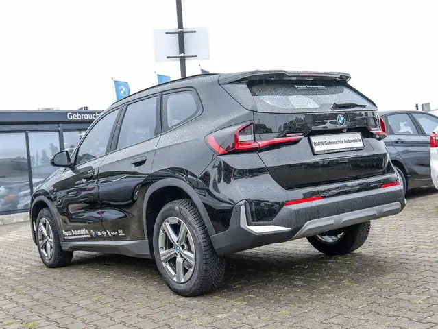 BMW X1 view 7