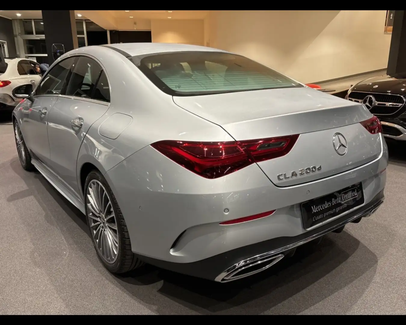 Mercedes-Benz CLA 200 CLA Coupe 200 d AMG Line Advanced Plus auto Argento - 2