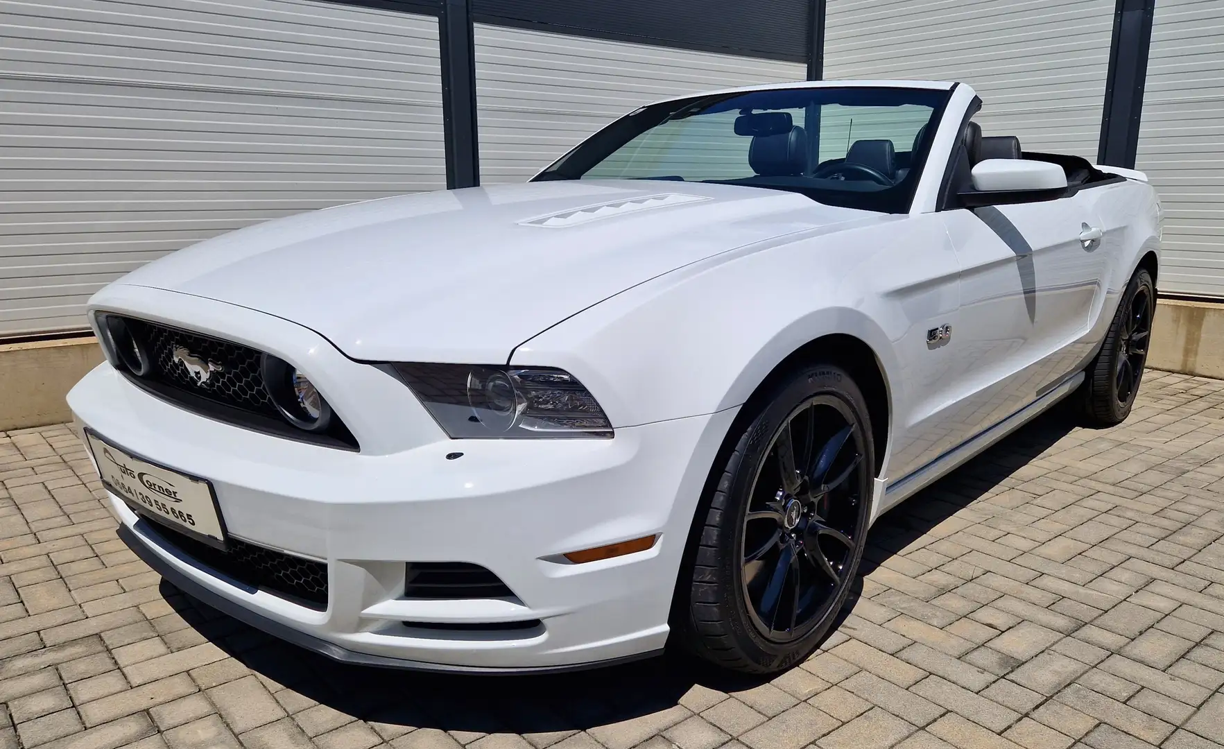 Ford Mustang GT 5.0 Ti-VCT V8 Autom. Cabrio, 1.Besitz, MwSt.. Weiß - 1