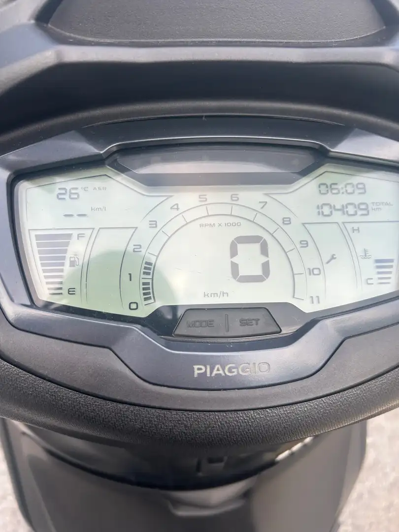 Piaggio Beverly 300 HPE S Albastru - 1