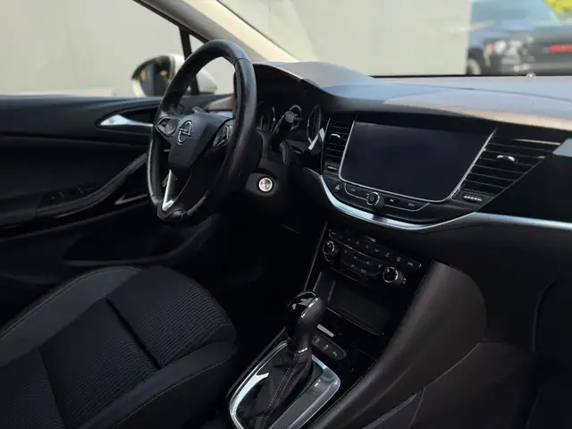 Opel Astra view 14