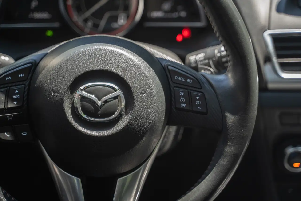 Mazda 3 fotografie Mazda 3